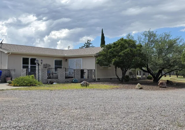 Photo 3 of Sale Pending at 5776 E Perry Ln, Hereford, AZ 85615 | MLS# 7074669 | Listing updated on 2026-09-13
