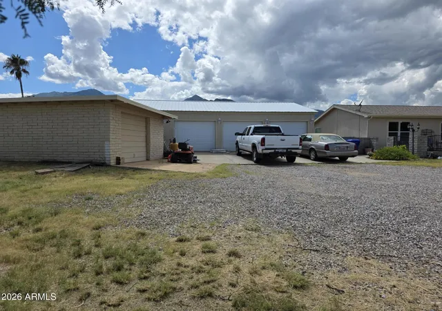 Photo 3 of Sale Pending at 5776 E Perry Ln, Hereford, AZ 85615 | MLS# 7074669 | Listing updated on 2026-09-13