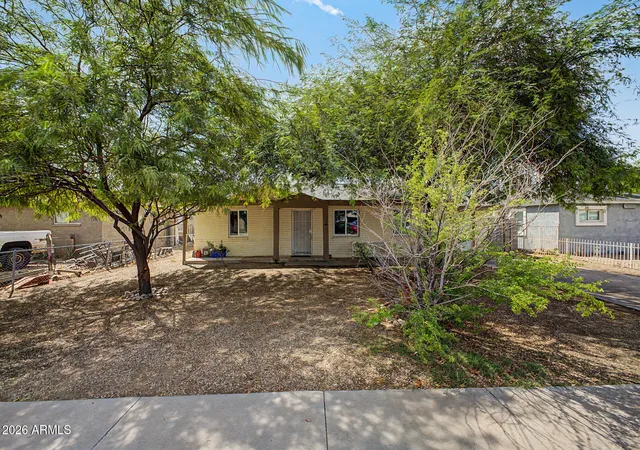 Photo 2 of Single family home for sale at 1808 S 18th Avenue, Phoenix, AZ 85007 | MLS# 7077410 | Listing updated on 2026-09-10
