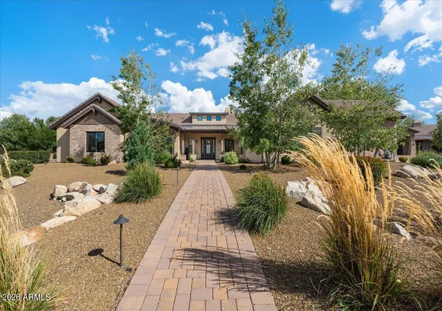 Photo 3 of Sale Pending at 711 Ashwood Ln, Prescott, AZ 86305 | MLS# 7078311 | Listing updated on 2026-09-11