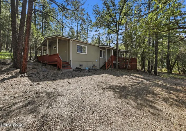 Photo 1 of Single family home for sale at 154 W Pine Shadow Dr, Lakeside, AZ 85929 | MLS# 7074675 | Listing updated on 2026-09-03