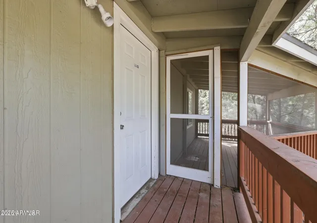 Photo 3 of Single family home for sale at 154 W Pine Shadow Dr, Lakeside, AZ 85929 | MLS# 7074675 | Listing updated on 2026-09-03