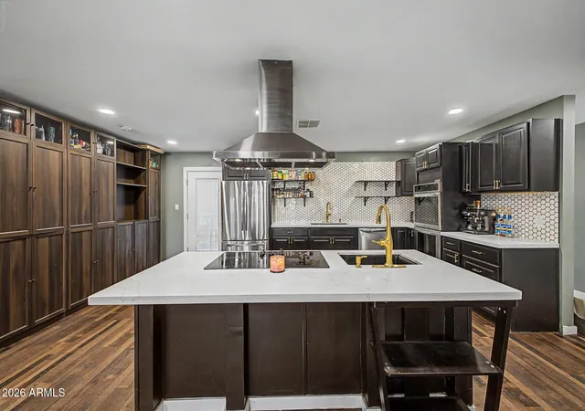 Photo 3 of Single family home for sale at 4139 W Desert Hills Dr, Phoenix, AZ 85029 | MLS# 7075522 | Listing updated on 2026-09-17