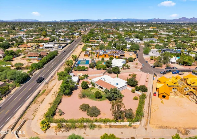 Photo 3 of Single family home for sale at 9808 N 64th Place, Paradise Valley, AZ 85253 | MLS# 7075119 | Listing updated on 2026-09-13