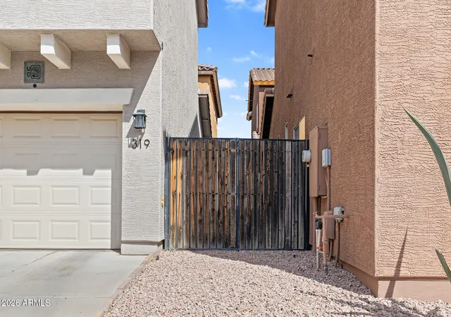 Photo 4 of Single family home for sale at 319 S Travis, Mesa, AZ 85208 | MLS# 7077287 | Listing updated on 2026-09-20
