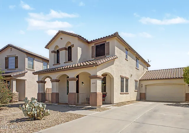 Photo 3 of Single family home for sale at 20949 S 214th Place, Queen Creek, AZ 85142 | MLS# 7075082 | Listing updated on 2026-09-18