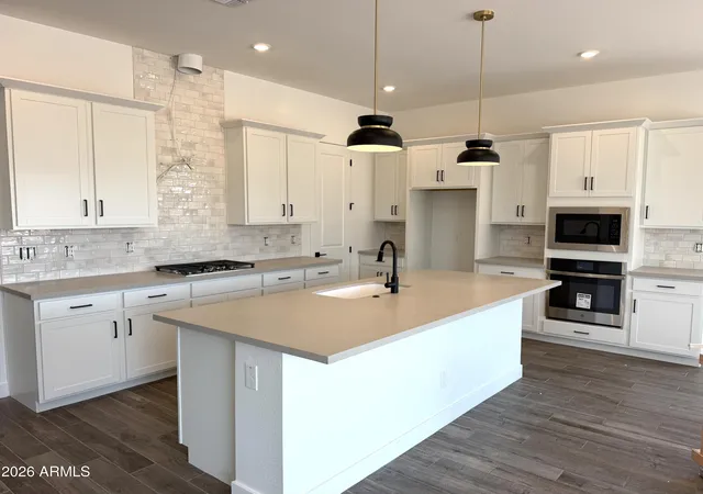 Photo 3 of Single family home for sale at 745 W Kingbird Dr, San Tan Valley, AZ 85140 | MLS# 7074742 | Listing updated on 2026-09-09