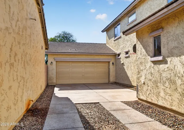 Photo 2 of Single family home for sale at 7132 N 73rd Drive, Glendale, AZ 85303 | MLS# 7074795 | Listing updated on 2026-09-14