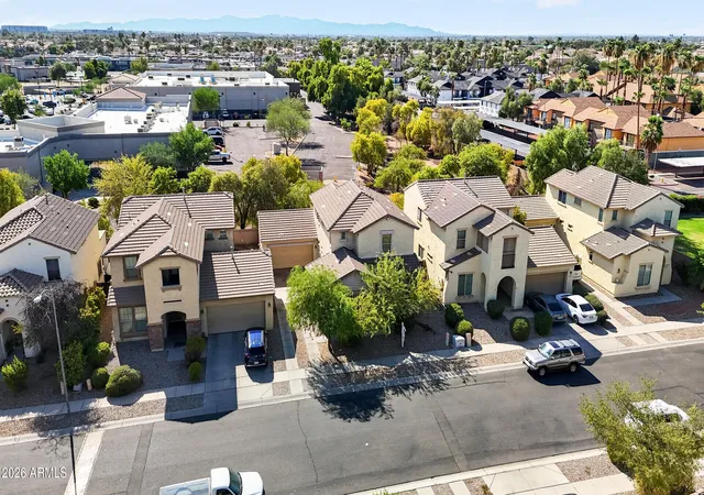 Photo 3 of Single family home for sale at 7132 N 73rd Drive, Glendale, AZ 85303 | MLS# 7074795 | Listing updated on 2026-09-14