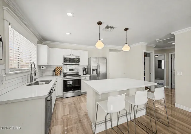 Photo 2 of Single family home for sale at 2658 W Silver Crk Ln, San Tan Valley, AZ 85144 | MLS# 7075010 | Listing updated on 2026-09-13