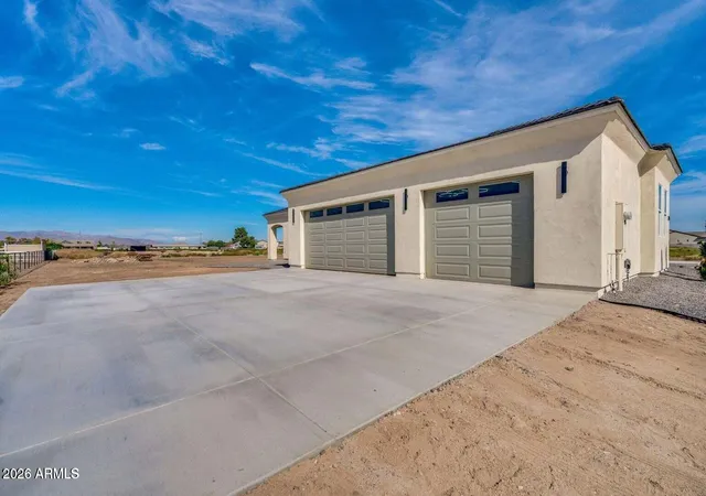 Photo 3 of Single family home for sale at 22926 W La Mirada Dr, Buckeye, AZ 85326 | MLS# 7079079 | Listing updated on 2026-09-15