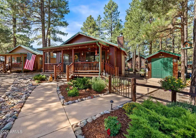 Photo 3 of Single family home for sale at 2701 Palomino Trl, Overgaard, AZ 85933 | MLS# 7074845 | Listing updated on 2026-09-19