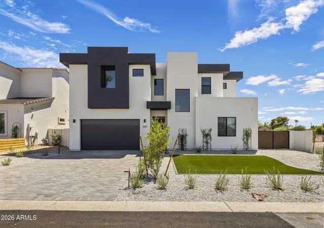 Photo 1 of Single family home for sale at 1307 E Orangewood Ave, Phoenix, AZ 85020 | MLS# 7074827 | Listing updated on 2026-09-07