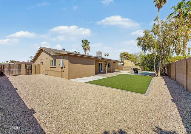 Photo 3 of Single family home for sale at 5109 E Laurel Ln, Scottsdale, AZ 85254 | MLS# 7075085 | Listing updated on 2026-09-16