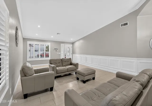 Photo 3 of Single family home for sale at 8566 W Keim Dr, Glendale, AZ 85305 | MLS# 7076308 | Listing updated on 2026-09-13