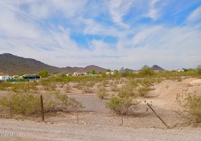 Photo 4 of Land for sale at Tbd N 147th (apn 503 53 995 & 997) Ave, Surprise, AZ 85387 | MLS# 7075391 | Listing updated on 2026-09-03