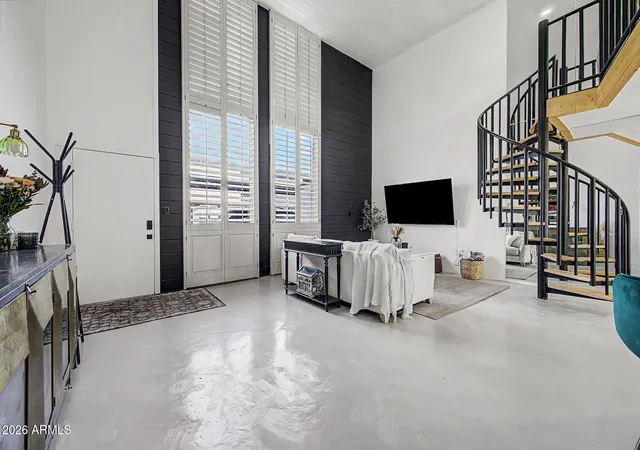 Photo 1 of Townhouse for sale at 385 W Pierson St #E6, Phoenix, AZ 85013 | MLS# 7078137 | Listing updated on 2026-09-21
