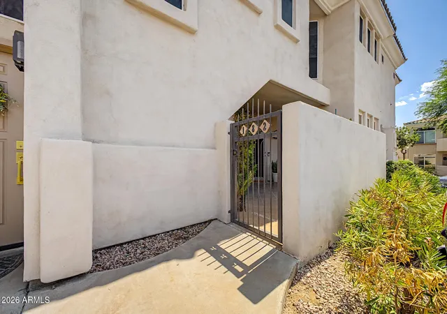 Photo 2 of Townhouse for sale at 1747 E Northern Ave #182, Phoenix, AZ 85020 | MLS# 7075713 | Listing updated on 2026-09-15