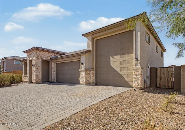Photo 3 of Single family home for sale at 768 W Palo Verde Dr, Casa Grande, AZ 85122 | MLS# 7075123 | Listing updated on 2026-09-04