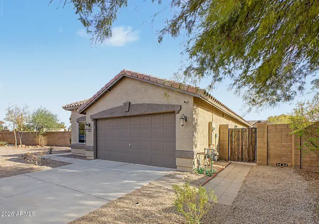 Photo 2 of Sale Pending at 41591 W Corvalis Ln, Maricopa, AZ 85138 | MLS# 7075711 | Listing updated on 2026-09-10