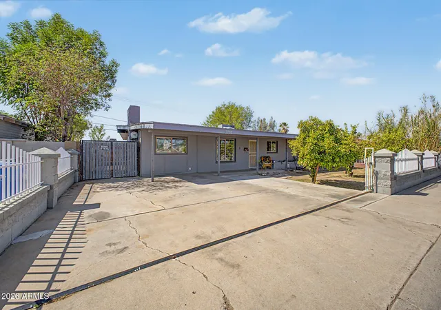 Photo 2 of Single family home for sale at 3201 W Bethany Home Rd, Phoenix, AZ 85017 | MLS# 7076908 | Listing updated on 2026-09-09