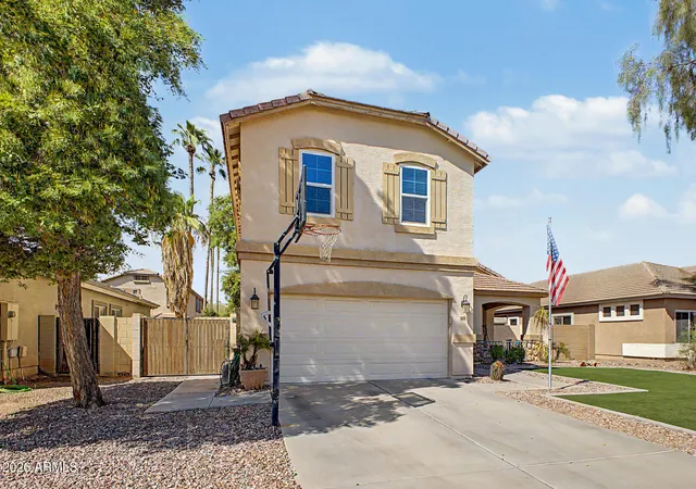 Photo 3 of Single family home for sale at 1892 E Shannon St, Gilbert, AZ 85295 | MLS# 7078152 | Listing updated on 2026-09-17