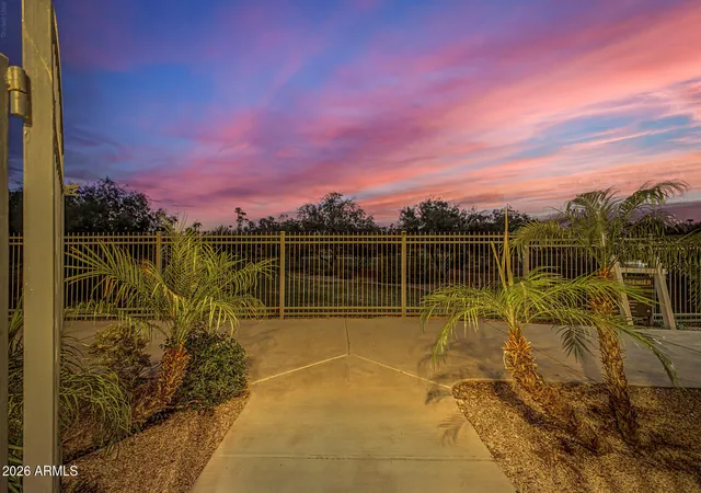Listing Photo 3 - Condo for sale in building located at 7275 N Scottsdale Rd, Scottsdale, AZ 85253 - Unit #1017