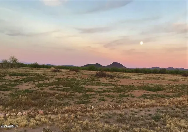 Photo 1 of Land for sale at 0 Aa Hwy 60, Aguila, AZ 85320 | MLS# 7075081 | Listing updated on 2026-09-10