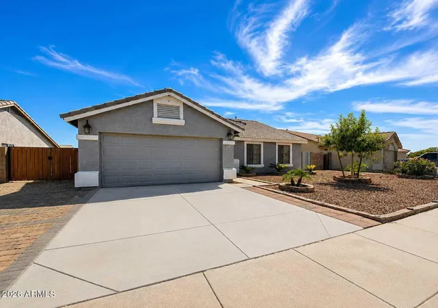 Photo 1 of Single family home for sale at 7927 W Watkins St, Phoenix, AZ 85043 | MLS# 7075289 | Listing updated on 2026-09-10