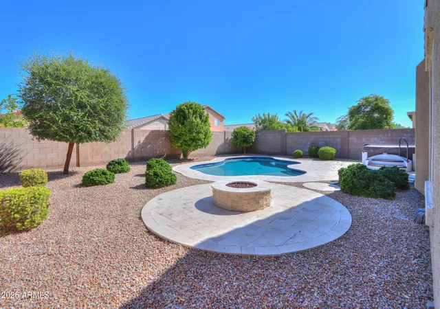 Photo 3 of Single family home for sale at 40106 W Robbins Dr, Maricopa, AZ 85138 | MLS# 7075473 | Listing updated on 2026-09-04