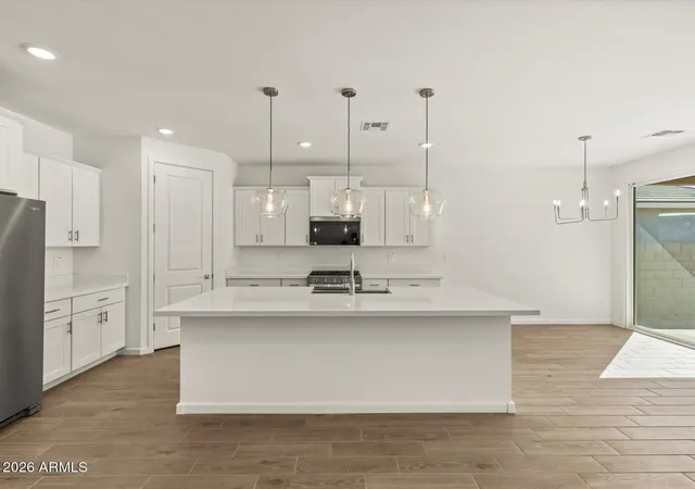 Photo 3 of Sale Pending at 3860 N Patriot Way, Florence, AZ 85132 | MLS# 7075227 | Listing updated on 2026-09-21