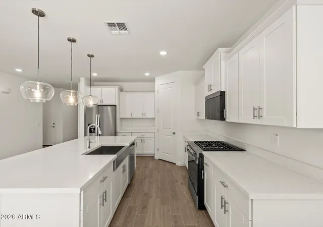 Photo 4 of Sale Pending at 3860 N Patriot Way, Florence, AZ 85132 | MLS# 7075227 | Listing updated on 2026-09-21