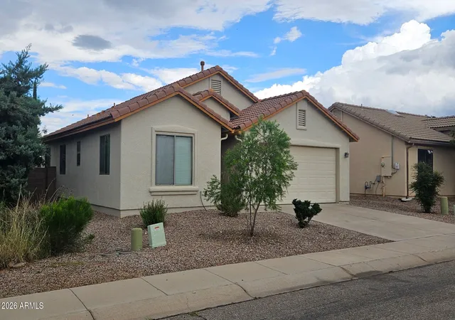 Photo 2 of Single family home for sale at 1611 Ironmaster St, Sierra Vista, AZ 85635 | MLS# 7075837 | Listing updated on 2026-09-09
