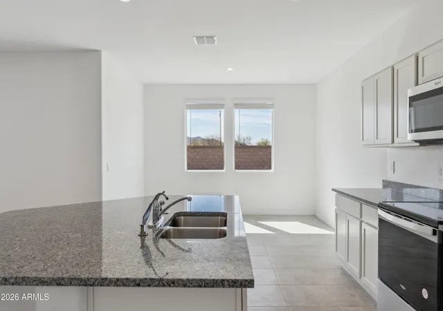 Photo 4 of Single family home for sale at 1513 E Currier Dr, Casa Grande, AZ 85122 | MLS# 7075328 | Listing updated on 2026-09-20