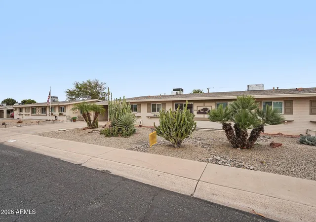 Photo 3 of Townhouse for sale at 10411 W Clair Dr, Sun City, AZ 85351 | MLS# 7077547 | Listing updated on 2026-09-09