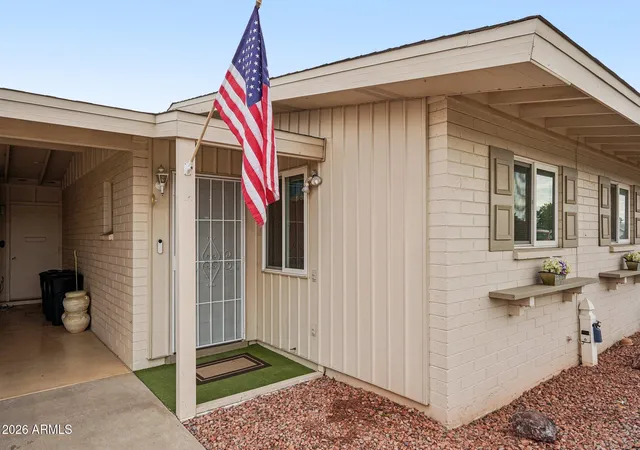 Photo 4 of Townhouse for sale at 10411 W Clair Dr, Sun City, AZ 85351 | MLS# 7077547 | Listing updated on 2026-09-09