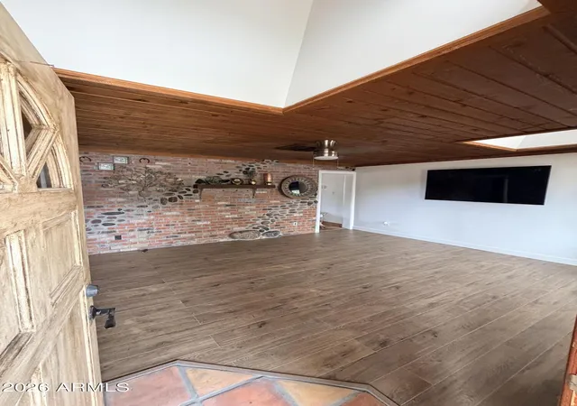 Photo 3 of Single family home for sale at 3021 W Flynn Ln, Phoenix, AZ 85017 | MLS# 7077136 | Listing updated on 2026-09-15