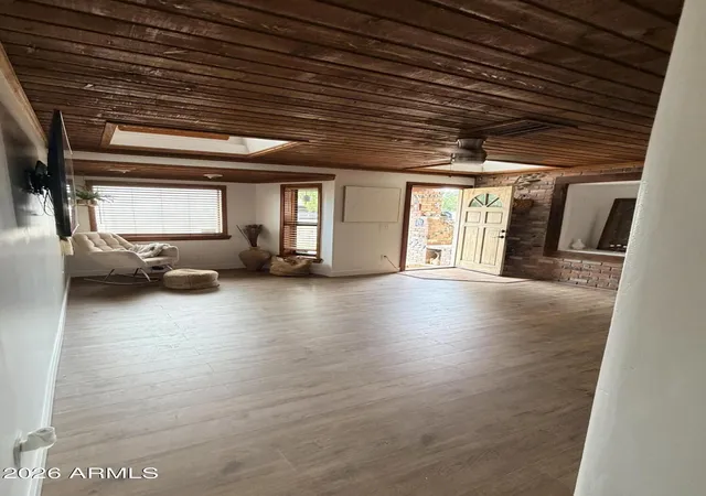 Photo 4 of Single family home for sale at 3021 W Flynn Ln, Phoenix, AZ 85017 | MLS# 7077136 | Listing updated on 2026-09-15