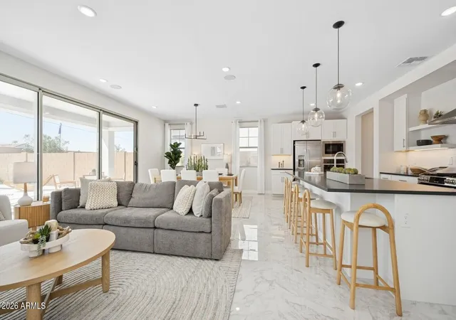 Photo 4 of Single family home for sale at 8026 W Loma Ln, Peoria, AZ 85345 | MLS# 7075358 | Listing updated on 2026-10-23