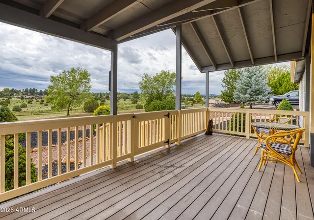 Photo 3 of Manufactured home for sale at 7054 Stagecoach Pass, Show Low, AZ 85901 | MLS# 7075404 | Listing updated on 2026-09-04