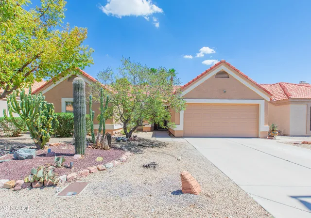Photo 1 of Single family home for sale at 651 N Cobblestone St, Gilbert, AZ 85234 | MLS# 7076120 | Listing updated on 2026-09-05