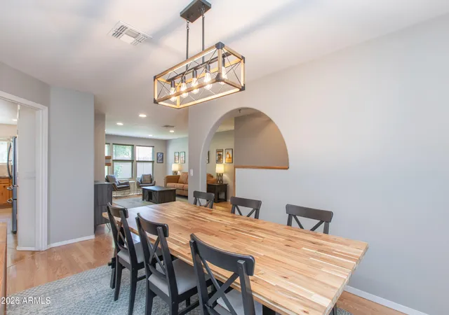 Photo 3 of Single family home for sale at 651 N Cobblestone St, Gilbert, AZ 85234 | MLS# 7076120 | Listing updated on 2026-09-05