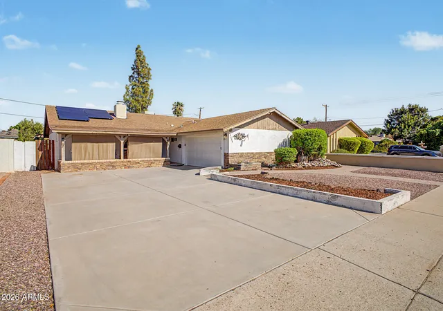Photo 3 of Single family home for sale at 2609 N 49th Place, Phoenix, AZ 85008 | MLS# 7075986 | Listing updated on 2026-09-08