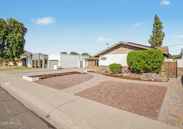 Photo 4 of Single family home for sale at 2609 N 49th Place, Phoenix, AZ 85008 | MLS# 7075986 | Listing updated on 2026-09-08