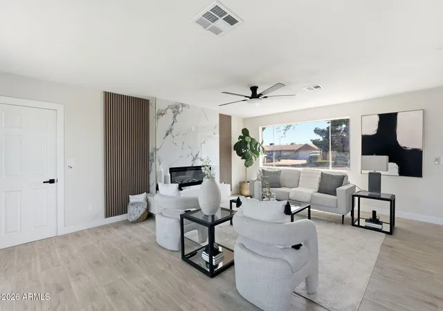 Photo 3 of Single family home for sale at 6452 W Reade Ave, Glendale, AZ 85301 | MLS# 7075505 | Listing updated on 2026-09-16