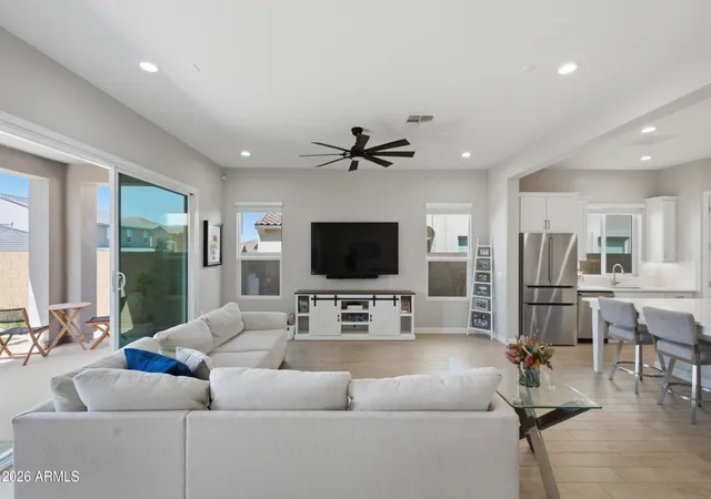Photo 4 of Single family home for sale at 6035 E Quail Ave, Phoenix, AZ 85054 | MLS# 7076713 | Listing updated on 2026-09-14