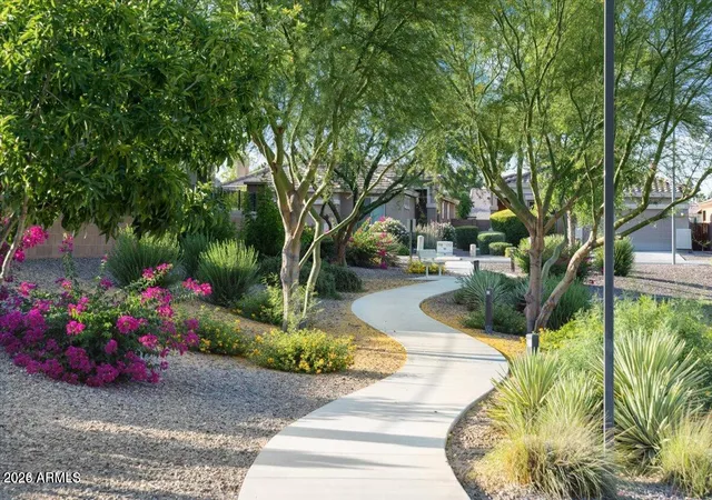 Photo 3 of Single family home for sale at 6748 W Charter Oak Rd, Peoria, AZ 85381 | MLS# 7075549 | Listing updated on 2026-09-07