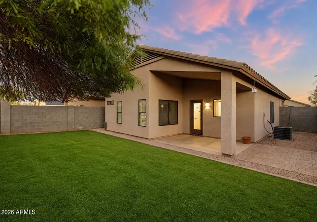 Photo 4 of Single family home for sale at 8814 W Shaw Butte Dr, Peoria, AZ 85345 | MLS# 7075685 | Listing updated on 2026-09-04