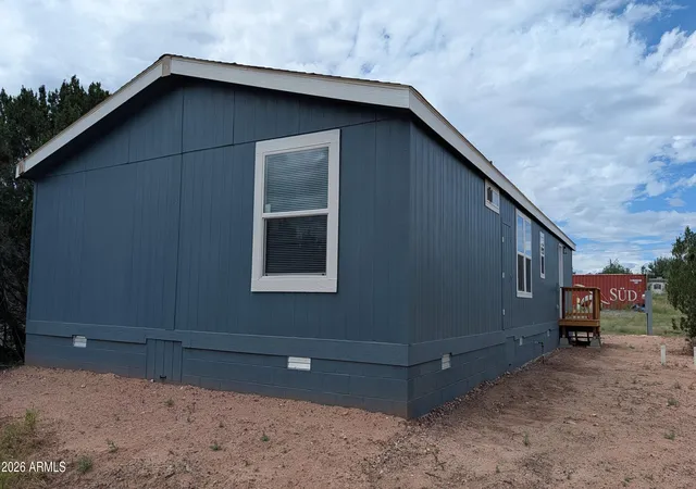 Photo 3 of Single family home for sale at 3 County Rd 5099 Ln, Concho, AZ 85924 | MLS# 7075629 | Listing updated on 2026-09-04