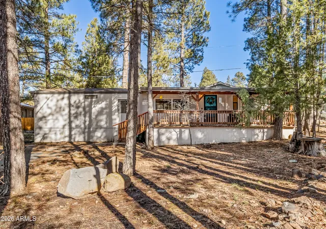 Photo 2 of Manufactured home for sale at 17175 S Acoma Pl, Munds Park, AZ 86017 | MLS# 7075633 | Listing updated on 2026-09-06